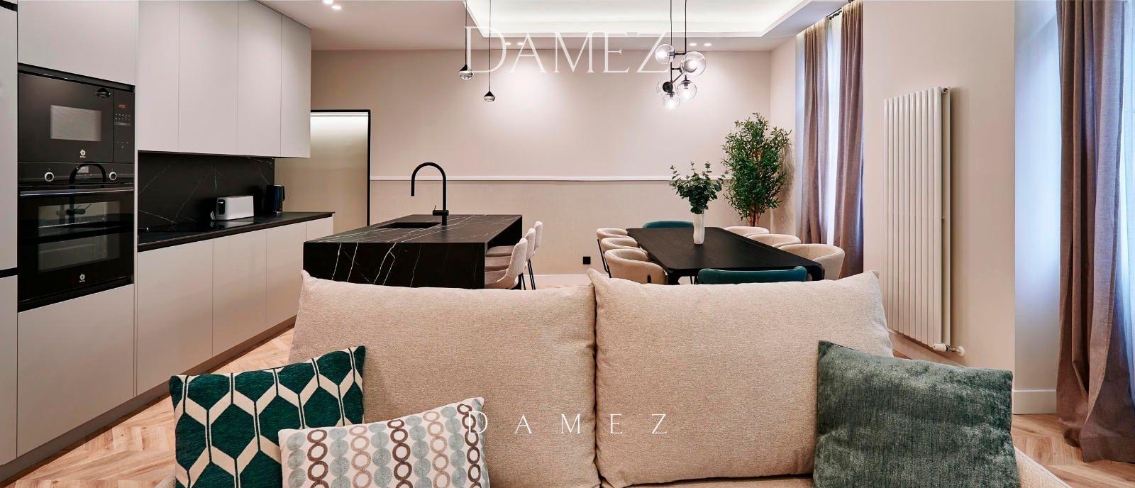 1934 – «La Elegancia de Edward Molyneux en Madrid»